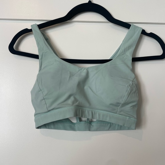 Lululemon bra - Picture 1 of 2